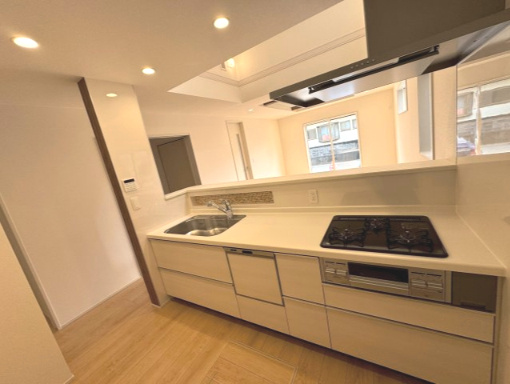 函南町平井　新築戸建　全２棟　２号棟のキッチン