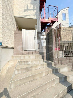 【エントランス】 | アリロッセ赤羽 | 落ち着いたエントランスです