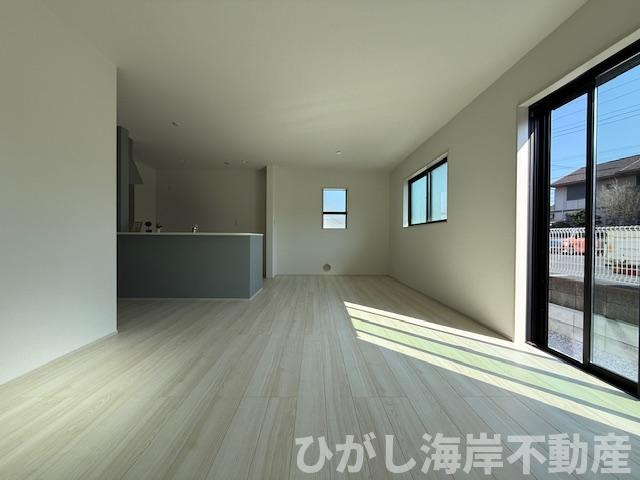 茅ヶ崎市松林2丁目　新築戸建　全10棟の前面道路含む現地写真|11月7日撮影　建築前　現地外観