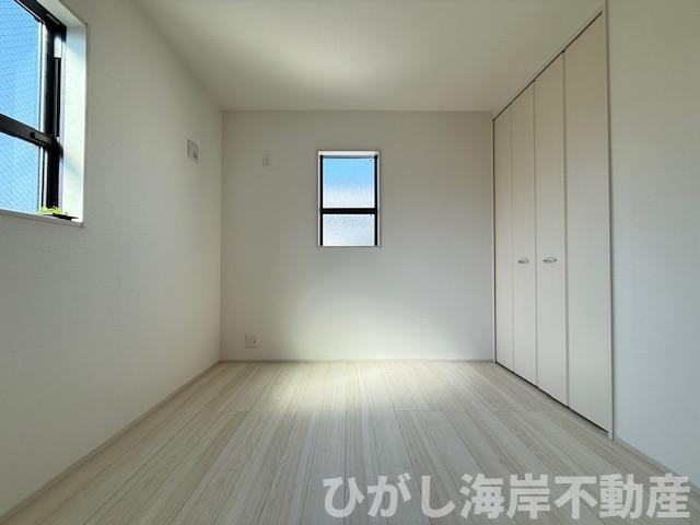 茅ヶ崎市松林2丁目　新築戸建　全10棟の内装|5.2帖　洋室