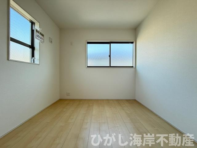 茅ヶ崎市松林2丁目　新築戸建　全10棟の内装|5.2帖　洋室