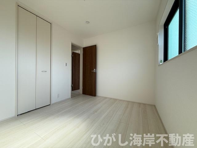 茅ヶ崎市松林2丁目　新築戸建　全10棟の内装|5.2帖　洋室