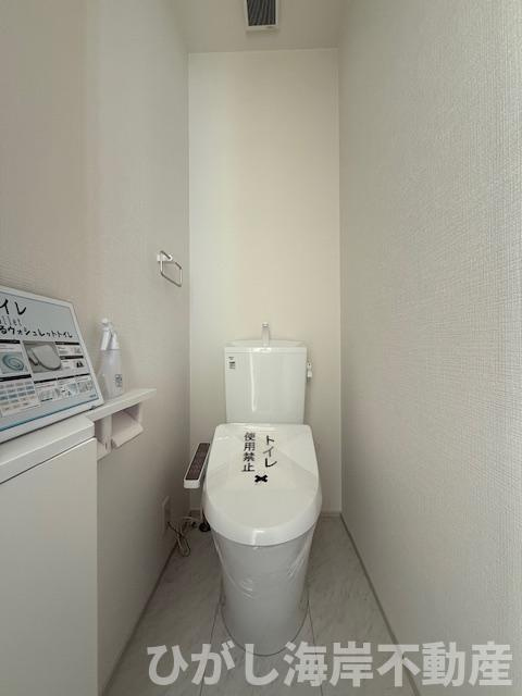 茅ヶ崎市松林2丁目　新築戸建　全10棟のトイレ|洗浄機能付きお手洗い