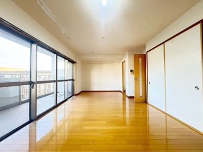 【居間・リビング】 | Minoo Hills