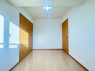 【洋室】 | Minoo Hills