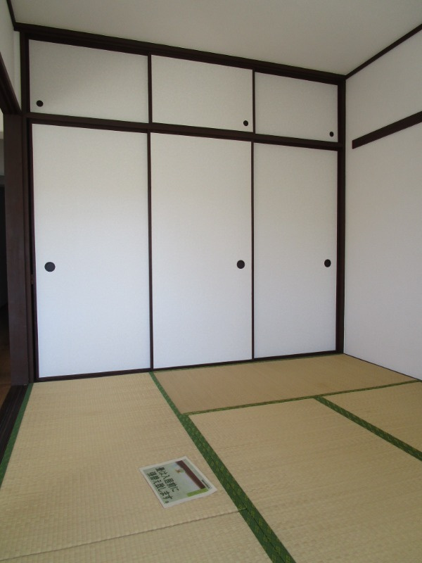 ヒルズ南戸塚3の和室