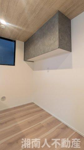 藤沢市鵠沼花沢町４－１３新築戸建ての洋室|スタンダードな洋室です