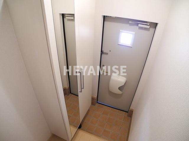 アプローズ　ヒルⅡの玄関