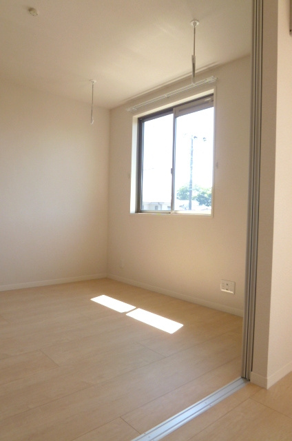 ボヌールKの寝室|開放的な寝室です