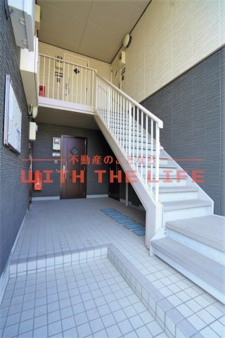 ボヌールKのエントランス|毎日通るエントランスはこのようになっています