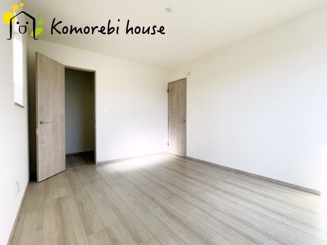 北本宮内　2期　新築一戸建て　ハートフルタウン　Jの寝室|使い勝手のいい寝室です