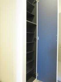 リブリ・ジェロ セヴォムの収納