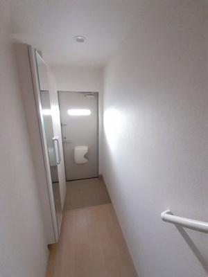 【玄関】 | ピエスモンテ | 玄関です