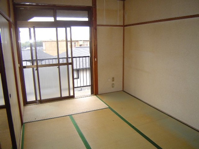 【寝室】 | 第6飯塚ハイツ | ※同建物ほかのお部屋の写真です。