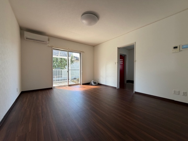都城市五十町の中古一戸建の居間・リビング