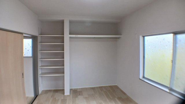 神辺町上御領　リフォーム住宅　駐車場３台