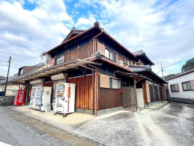 【外観】 | 昭和56年築のお家です。