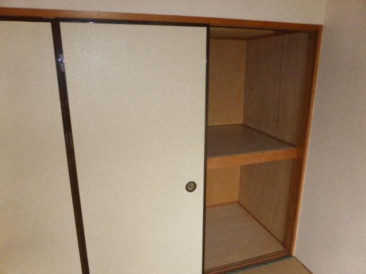 ロイヤルマンション今井の収納|※イメージ別号室写真