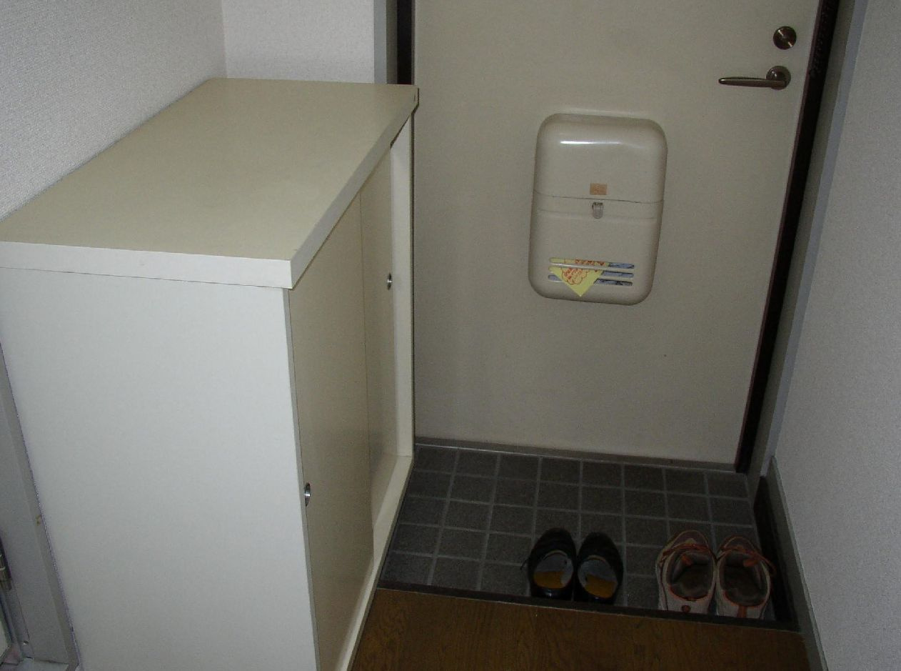 ロイヤルマンション今井の玄関|※イメージ別号室写真