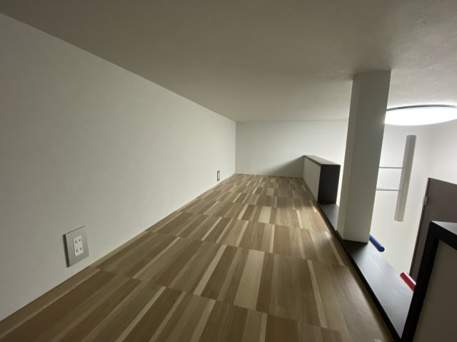 メロディーハイムJSコートの収納|ロフト