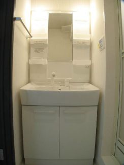 ルーセントブロッサムの独立洗面台