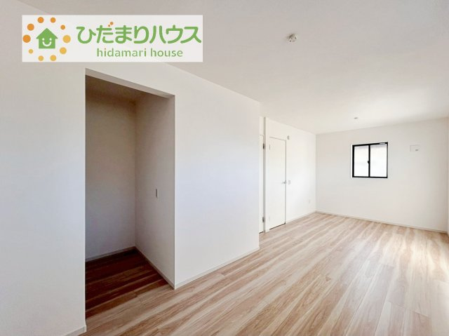 【洋室】 | 牛久市刈谷町9期　新築戸建 | 木の温もりがやさしいフローリング♪