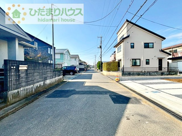 【前面道路含む現地写真】 | 牛久市刈谷町9期　新築戸建 | 小中学校まで、それぞれ徒歩10分圏内！公園も近く子育て環境良好です(^^)/