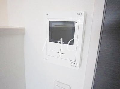 【セキュリティ】 | バチュラー立川 | モニター付きインターフォンです。