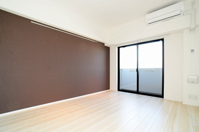 【居間・リビング】 | ステージファースト世田谷アジールコート | ※カラータイプ異なります。