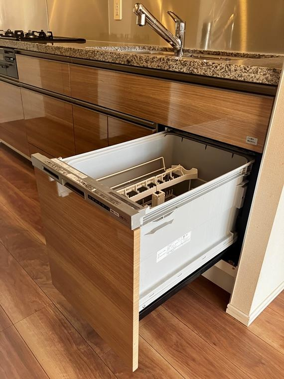 ＧＬＯＢＡＬ　ＦＲＯＮＴ　ＴＯＷＥＲの設備