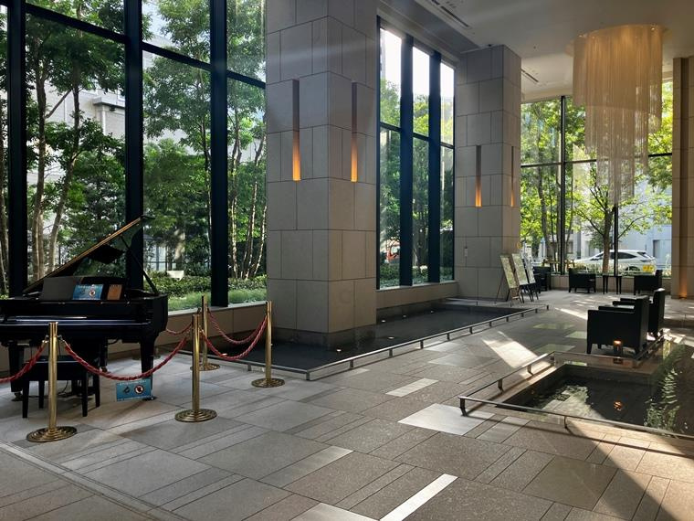 ＧＬＯＢＡＬ　ＦＲＯＮＴ　ＴＯＷＥＲのロビー