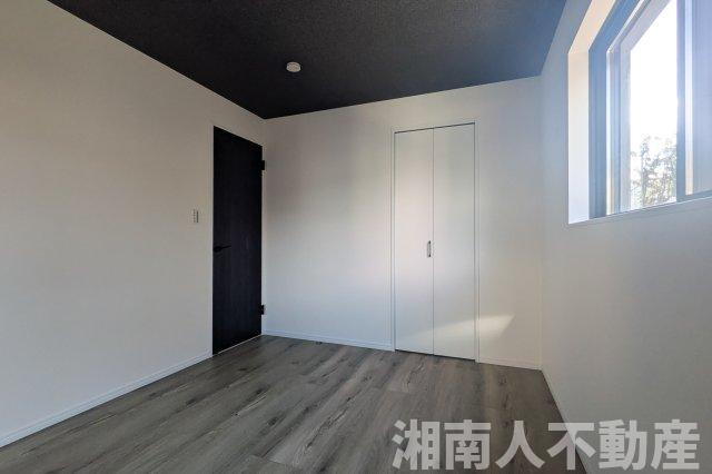 藤沢市鵠沼橘２丁目８－４１新築戸建ての洋室|ゆったりした洋室です