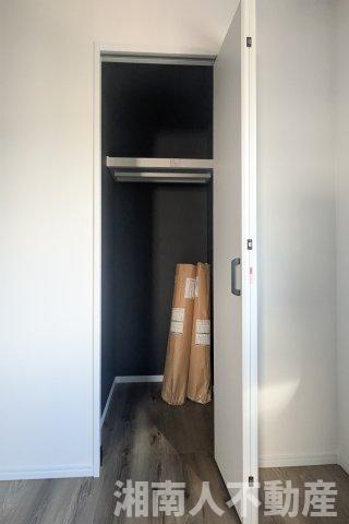 藤沢市鵠沼橘２丁目８－４１新築戸建ての収納|小物を収納するのに便利です