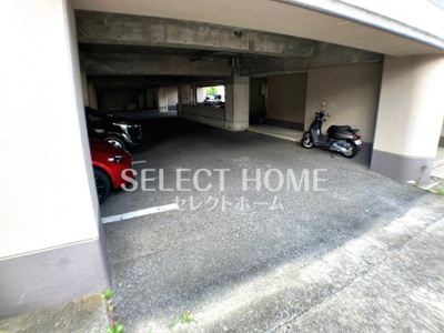 【駐車場】 | NMガーデン | 駐車場完備です