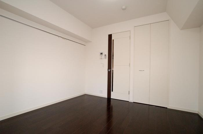 グランドコンシェルジュ蒲田イーストの居間・リビング