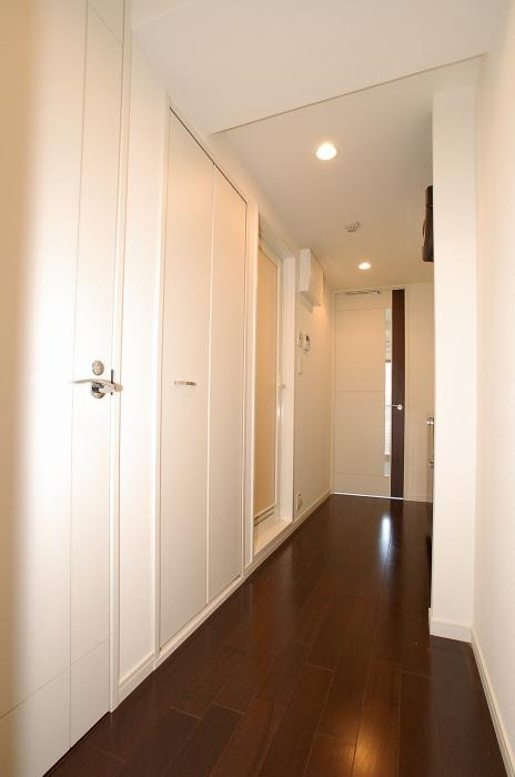 グランドコンシェルジュ蒲田イーストの玄関