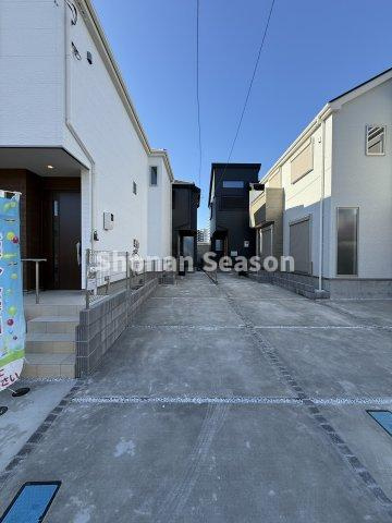 【外観】 | ご家族の成長に合わせてレイアウトの変更も自在！
新たなコミュニティを築きやすい全4棟の分譲地♪