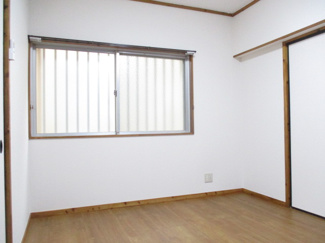 【洋室】 | コーポ識名