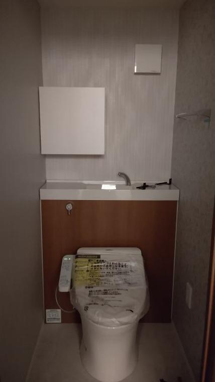 青砥町戸建のトイレ