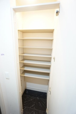 【収納】 | テラスガーデン | ※同物件・反転タイプの写真です。