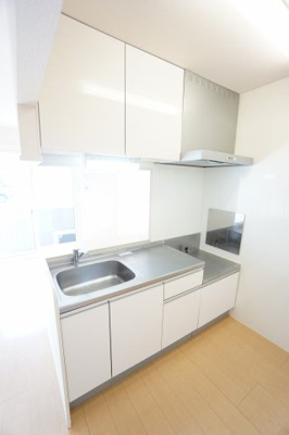 【キッチン】 | テラスガーデン | ※同物件・反転タイプの写真です。