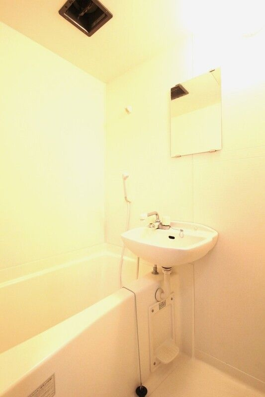 レグルス押上の浴室