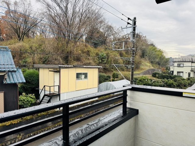 八王子市　上柚木　新築一戸建て　３期のバルコニー|～陽当たりの良いバルコニー　洗濯物がよく乾きそうです～