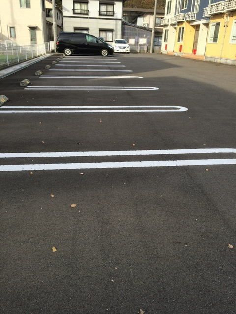 Ⅶ．平井・コンドミニアムの駐車場