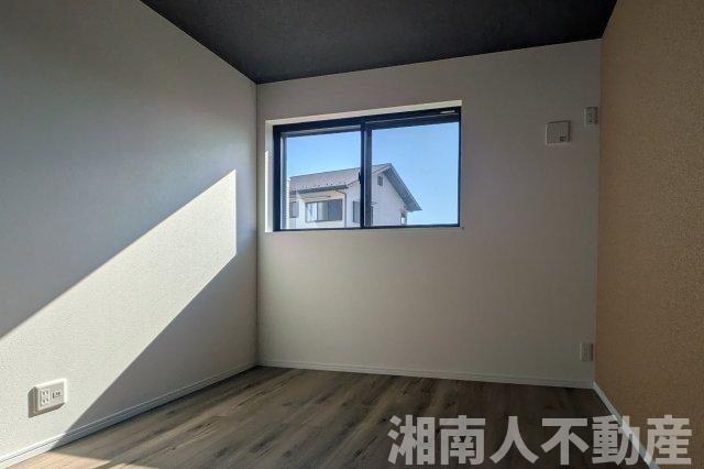 藤沢市鵠沼橘２丁目８－４１新築戸建ての洋室|洋室です