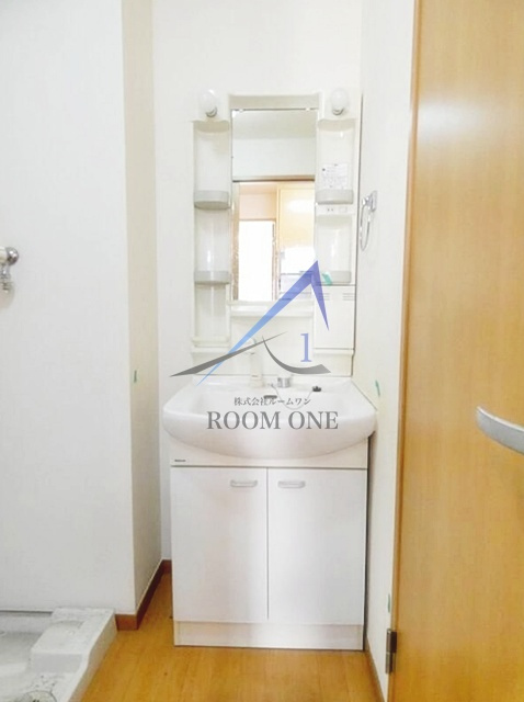 ヴェールメゾンの洗面所|独立洗面台です。