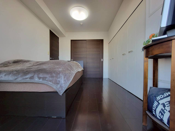 【洋室】 | 【洋室】約6帖