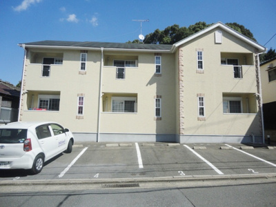 【駐車場】 | リブレア久留米大学西 | 駐車場があるので、車を買う予定の方も安心です