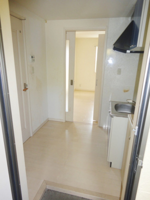 【玄関】 | リブレア久留米大学西 | 明るい玄関です