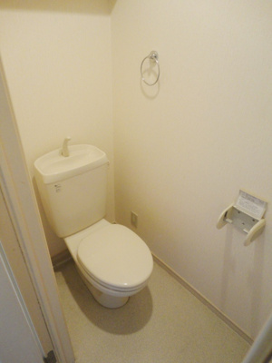 【トイレ】 | リブレア久留米大学西 | 落ち着いた色調のトイレです